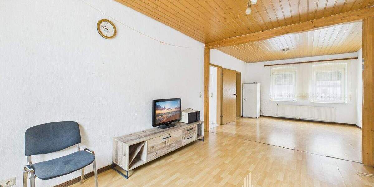 Mehrfamilienhaus, Wohnhaus Rutsweiler am Glan - 7 Zimmer, 191 m&sup2;, 100.000&euro; | Angebot:25664665