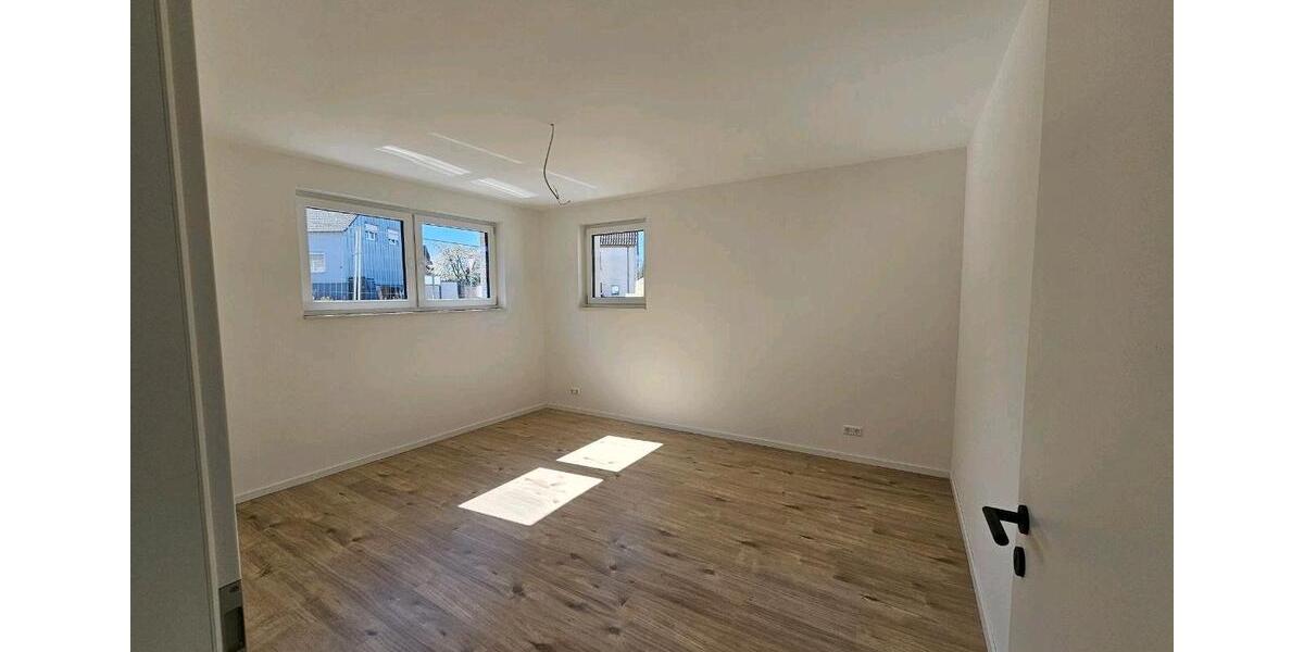 Erdgeschoßwohnung Schönenberg-Kübelberg Kübelberg - 2 Zimmer, 75 m&sup2;, 271.000&euro; | Angebot:26868999