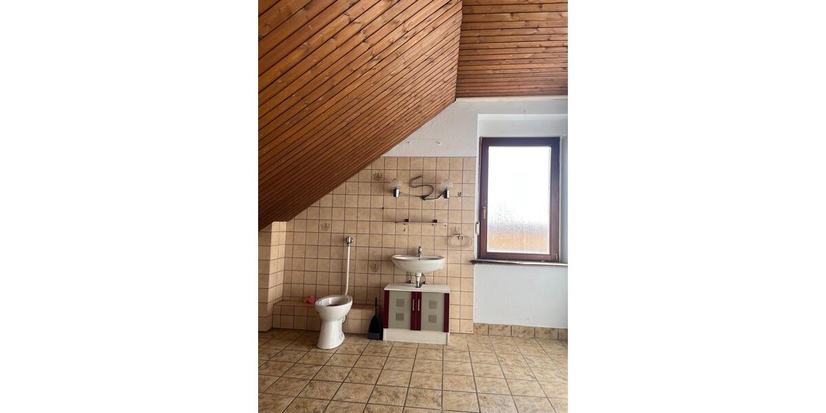 Etagenwohnung Spiesen-Elversberg Elversberg - 3 Zimmer, 80 m&sup2;, 600&euro; | Angebot:25973612