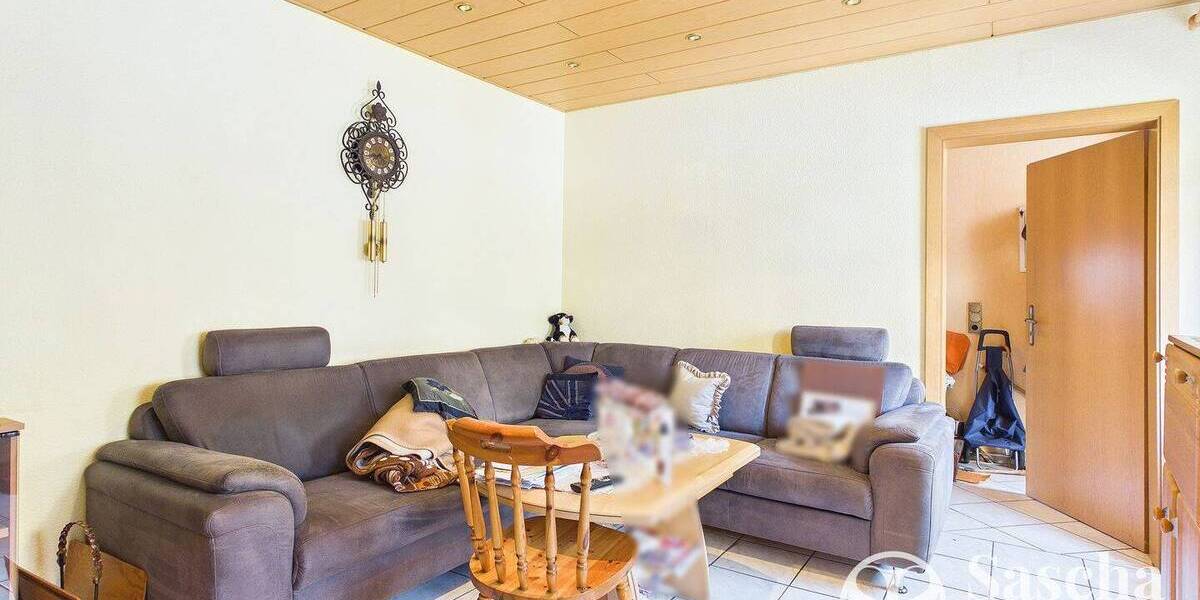 Kleines Handwerkerhaus in Elversberg mit Garten, Terrasse, Stellplatz & beheiztem Partyraum - Reihenendhaus Spiesen-Elversberg Elversberg | Angebot:26055798