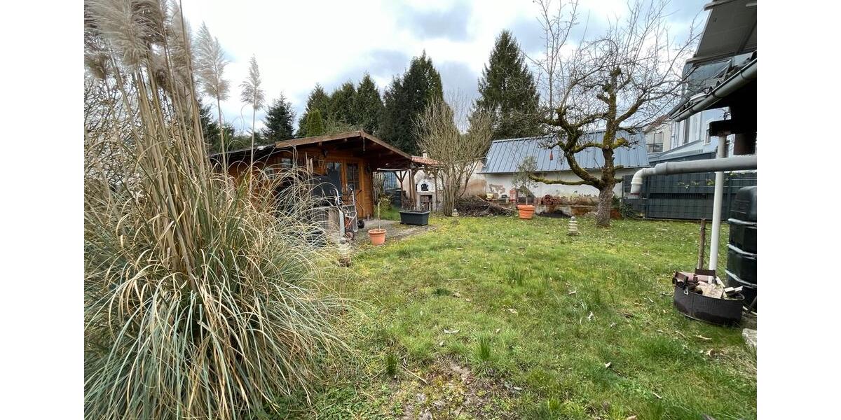 Einfamilienhaus Homburg - 9 Zimmer, 130 m&sup2;, 525.000&euro; | Angebot:26121315