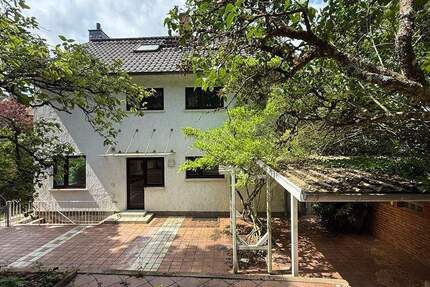 Haus Saarbrücken Spich - 6 Zimmer, 200 m&sup2;, 475.000&euro; | Angebot:25769275