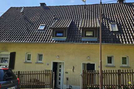 Haus Mittelbrunn - 6 Zimmer, 174 m&sup2;, 195.000&euro; | Angebot:23133141