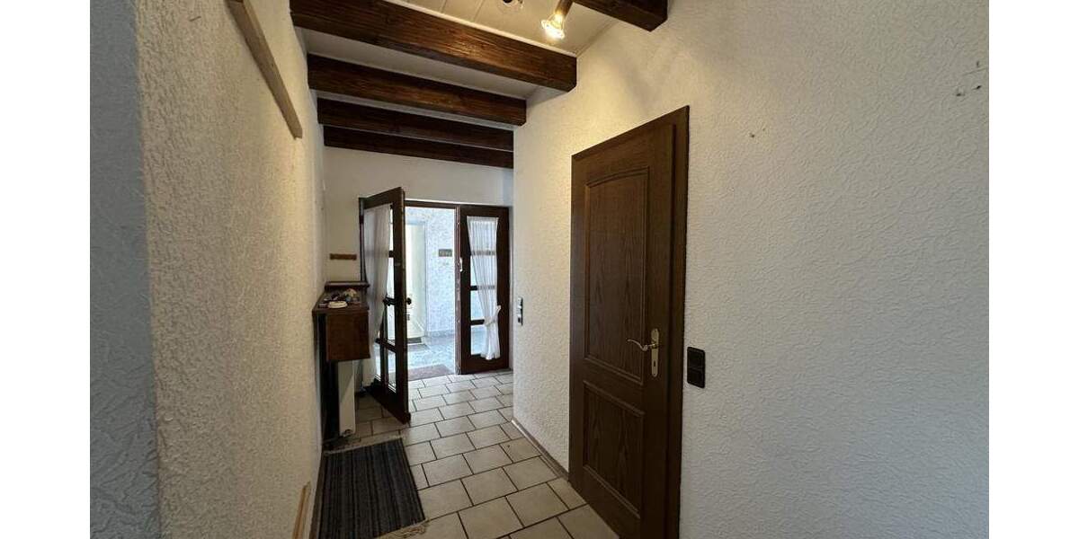 Mehrfamilienhaus, Wohnhaus Merzalben - 8 Zimmer, 255 m&sup2;, 239.000&euro; | Angebot:25777593