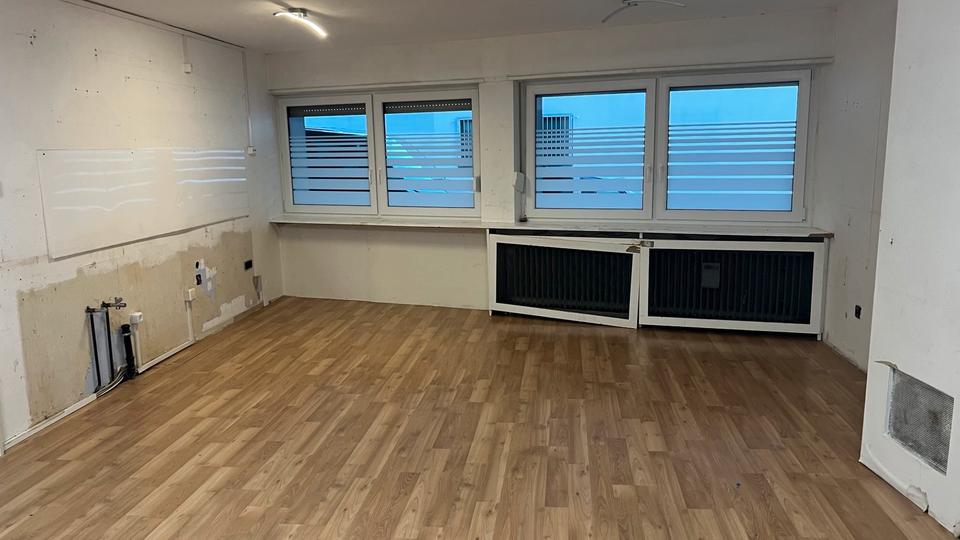 Gewerbeobjekt Lemberg - 650&euro; | Angebot:25811728