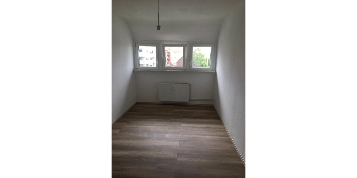 Dachgeschoßwohnung Pirmasens Niedersimten - 4 Zimmer, 420&euro; | Angebot:19220921