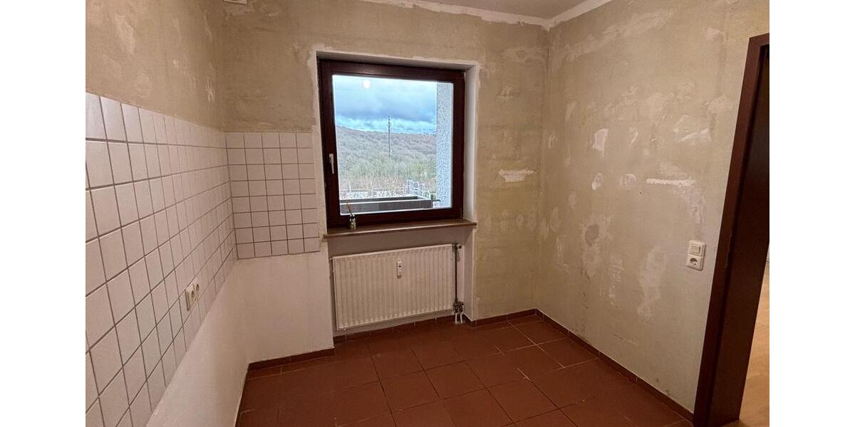 Etagenwohnung Saarbrücken Malstatt - 3 Zimmer, 75 m&sup2;, 150.000&euro; | Angebot:25159367