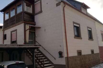 Haus Hauptstuhl - 7 Zimmer, 170 m&sup2;, 199.000&euro; | Angebot:24684519