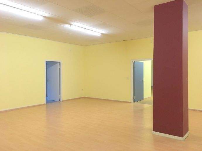 Einfamilienhaus Saarbrücken St Johann - 5 Zimmer, 995&euro; | Angebot:25739362