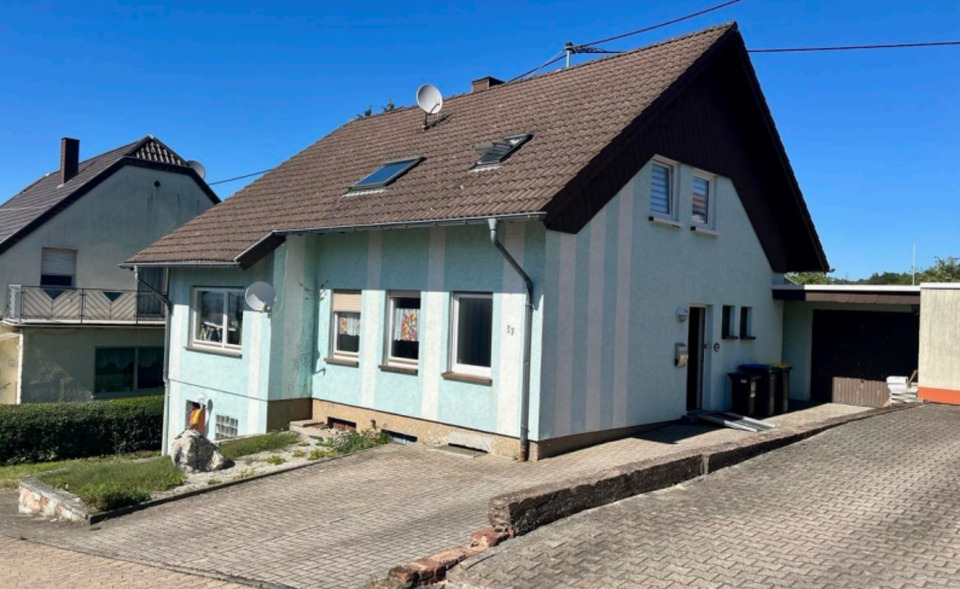Einfamilienhaus Heusweiler - 5 Zimmer, 160 m&sup2;, 330.000&euro; | Angebot:25636891
