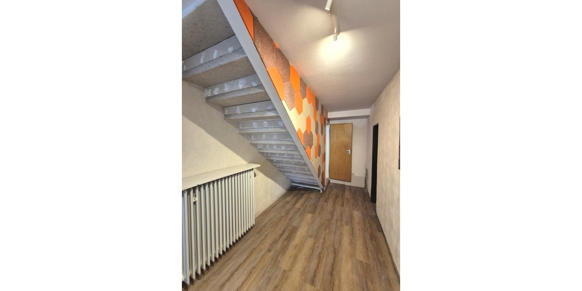 Ein-Zwei-Familien unter einem Dach – liebevoll renoviertes, freistehendes Zuhause mit Charakter - Zweifamilienhaus Linden Landkreis Kaiserslautern | Angebot:21577941