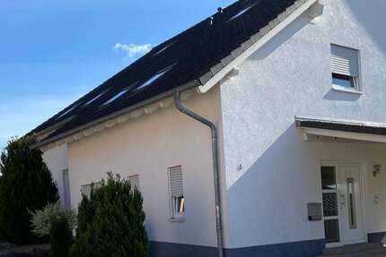 Haus Mackenbach - 7 Zimmer, 199 m&sup2;, 495.000&euro; | Angebot:25129039