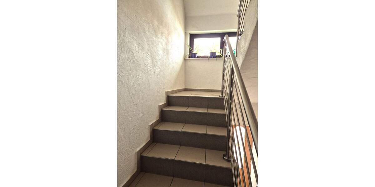 Mehrfamilienhaus, Wohnhaus Hüttigweiler Hüttigweiler - 6 Zimmer, 205 m&sup2;, 248.000&euro; | Angebot:25730740