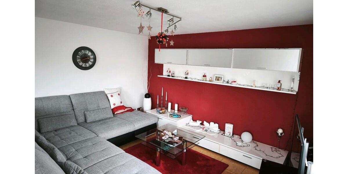 Etagenwohnung Homburg - 3 Zimmer, 86 m&sup2;, 1.050&euro; | Angebot:24346058