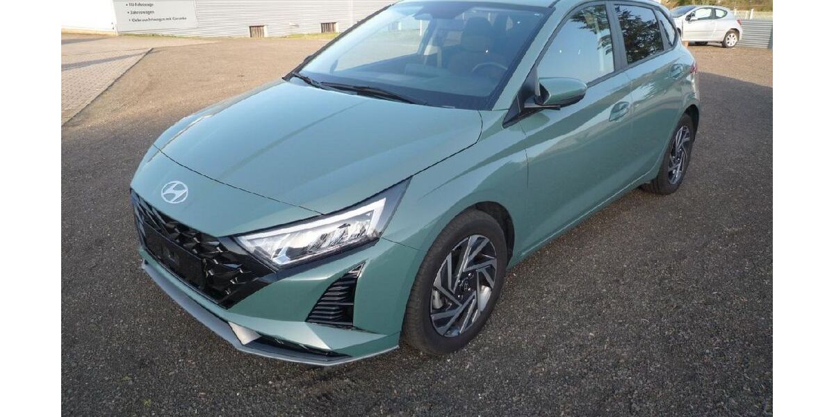 Hyundai i20 14.000 km 17.450 &euro; Freisen 66629