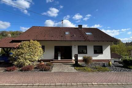 Haus Obernheim-Kirchenarnbach Kirchenarnbach - 7 Zimmer, 270 m&sup2;, 355.000&euro; | Angebot:26188211