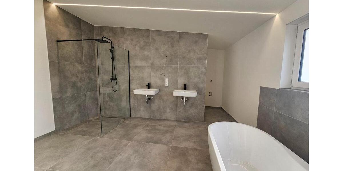 Dachgeschoßwohnung Schönenberg-Kübelberg Kübelberg - 2 Zimmer, 64 m&sup2;, 199.000&euro; | Angebot:27291676