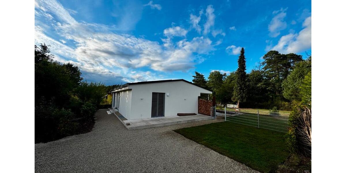 Einfamilienhaus Bexbach - 3 Zimmer, 90 m&sup2;, 1.800&euro; | Angebot:25898962