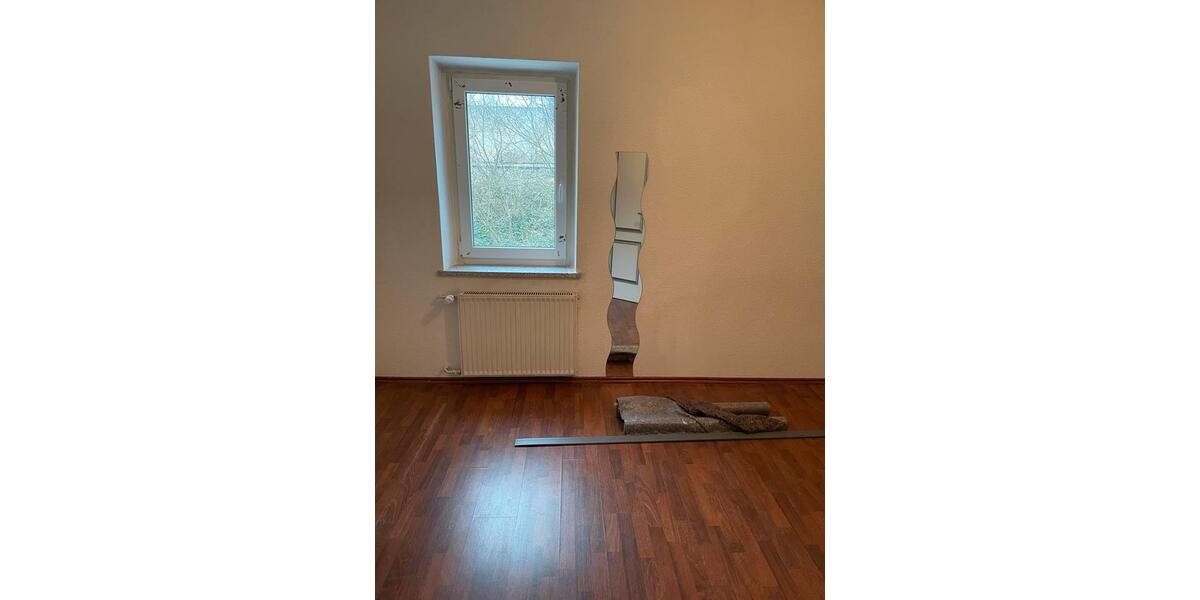 Dachgeschoßwohnung Sulzbach (Saar) - 2 Zimmer, 70 m&sup2;, 700&euro; | Angebot:25998931