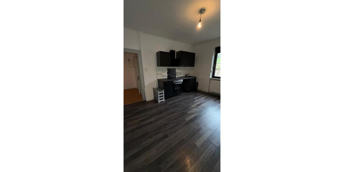 Etagenwohnung Neunkirchen Heinitz - 3 Zimmer, 83 m&sup2;, 650&euro; | Angebot:24431417