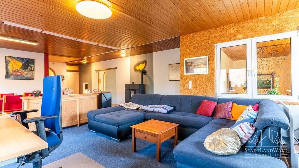 Einfamilienhaus Merzalben - 9 Zimmer, 220 m&sup2;, 319.500&euro; | Angebot:25733495