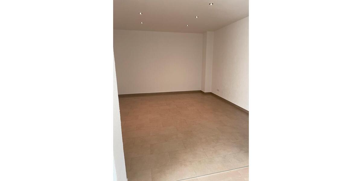 Etagenwohnung Pirmasens Fehrbach - 2 Zimmer, 80 m&sup2;, 590&euro; | Angebot:25391774