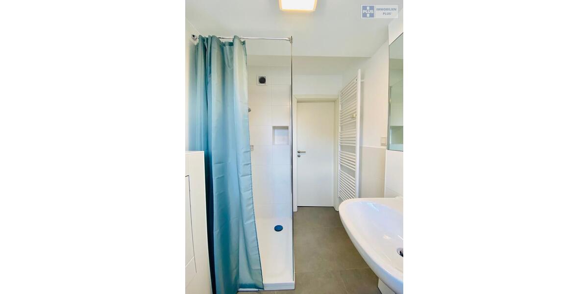 Dachgeschoßwohnung Homburg - 2 Zimmer, 65 m&sup2;, 890&euro; | Angebot:24640496