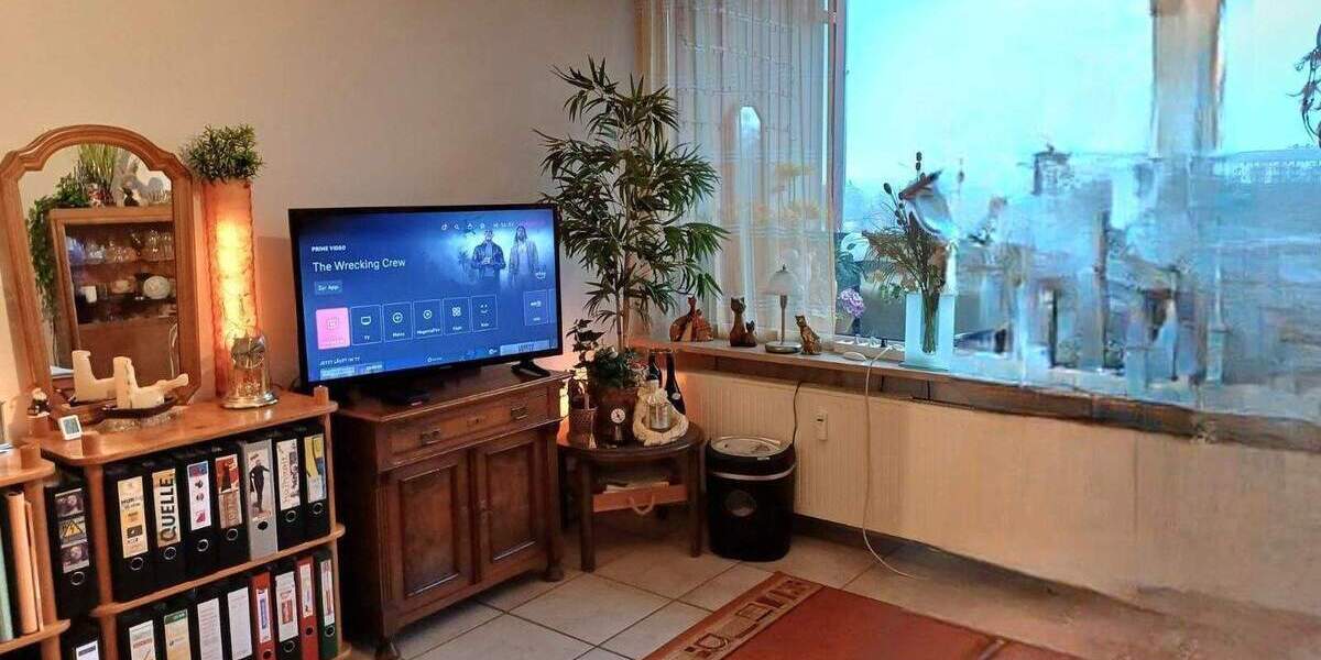 Etagenwohnung Neunkirchen Innenstadt - 3 Zimmer, 75 m&sup2;, 110.000&euro; | Angebot:25683936