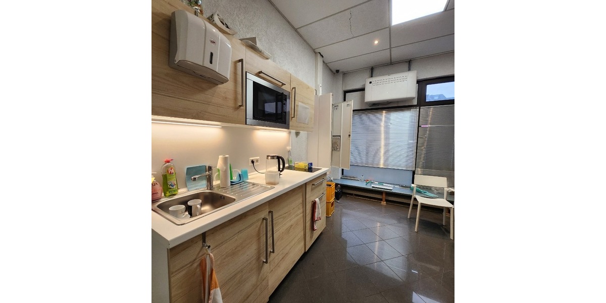 Interessante Gewerbeeinheit mit 3 Lädengeschäften in der Homburger Innenstadt (teilvermietet) - Gewerbeobjekt Homburg | Angebot:24859992