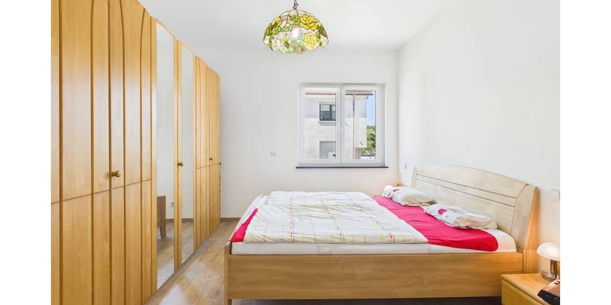 Mehrfamilienhaus, Wohnhaus Illingen / Hüttigweiler Hüttigweiler - 6 Zimmer, 181 m&sup2;, 580.000&euro; | Angebot:26500250