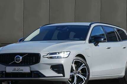 Volvo V60 13.482 km 44.980 &euro; Saarbrücken 66121