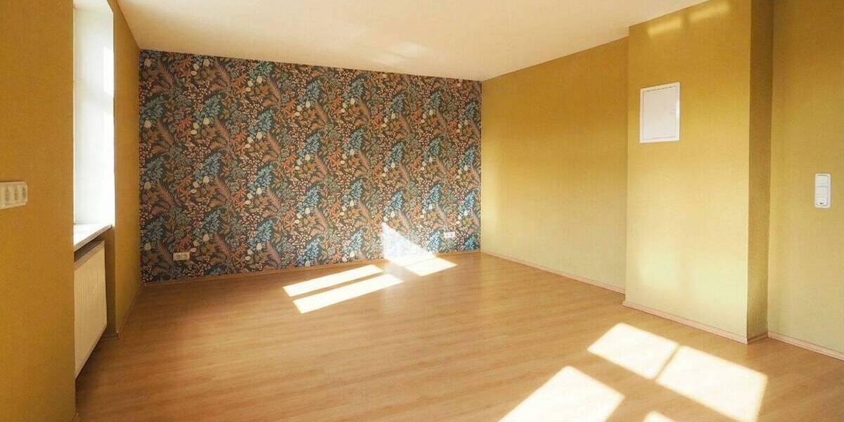 Etagenwohnung Quierschied - 2 Zimmer, 67 m&sup2;, 129.000&euro; | Angebot:25737750