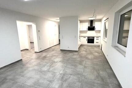Wohnung Neunkirchen - 3 Zimmer, 70 m&sup2;, 875&euro; | Angebot:26236832