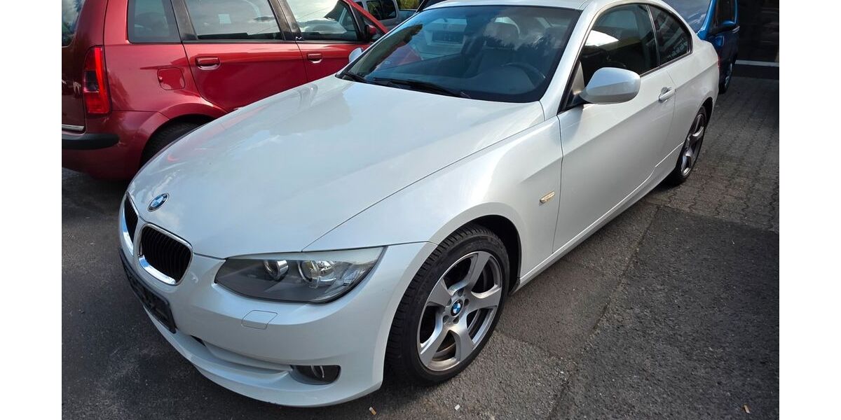 BMW 320 123.000 km 8.900 &euro; Schiffweiler 66578