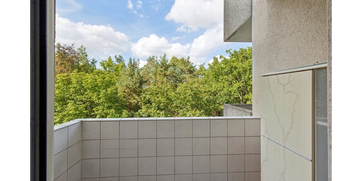 107 m² Wohnen auf einer Ebene – gepflegte Eigentumswohnung mit Fernblick in Landstuhl Atzel - Etagenwohnung Landstuhl | Angebot:27306317
