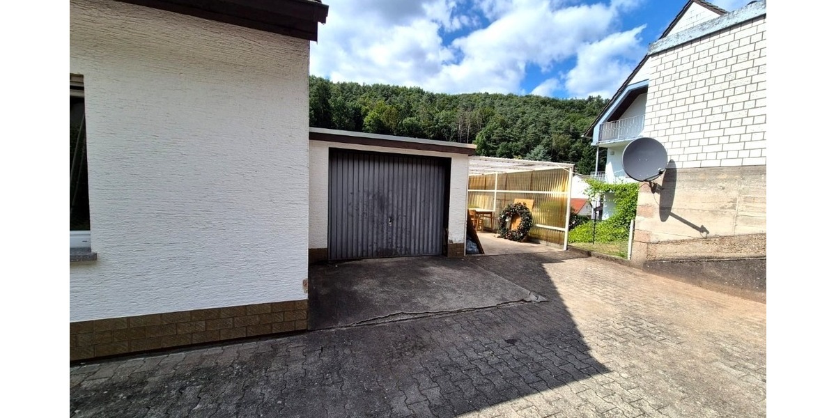 Ein-Zwei-Familien unter einem Dach – liebevoll renoviertes, freistehendes Zuhause mit Charakter - Zweifamilienhaus Linden Landkreis Kaiserslautern | Angebot:21577941