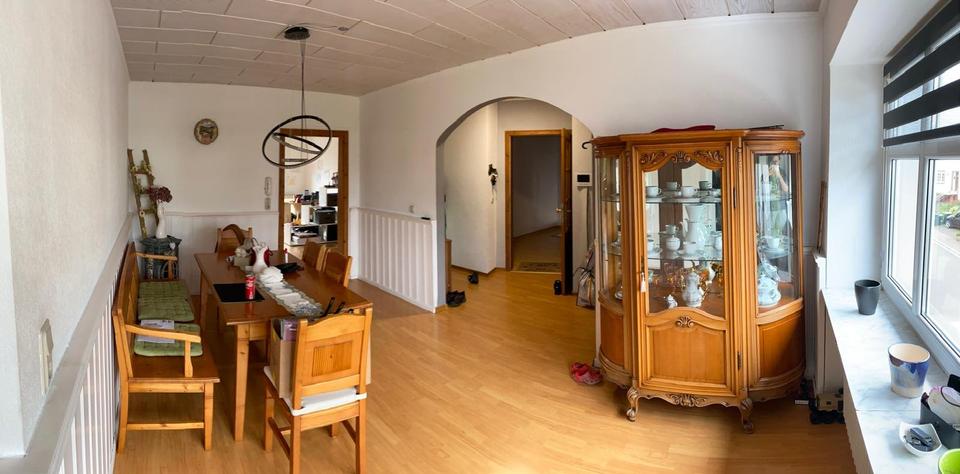 Etagenwohnung Tholey - 4 Zimmer, 150 m&sup2;, 900&euro; | Angebot:25509778