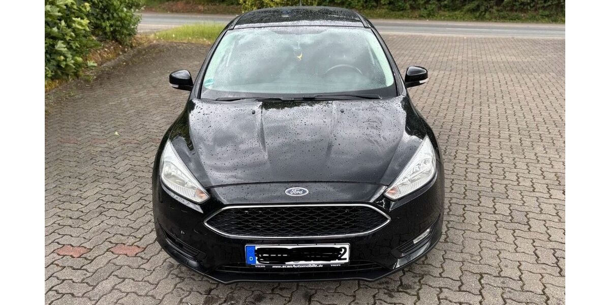 Ford Focus 228.000 km 2.900 &euro; Neunkirchen 66538