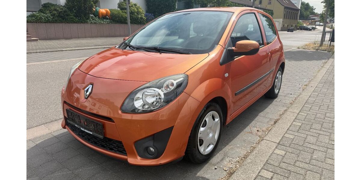 Renault Twingo 135.480 km 5.490 &euro; Saarbrücken Dudweiler 66125