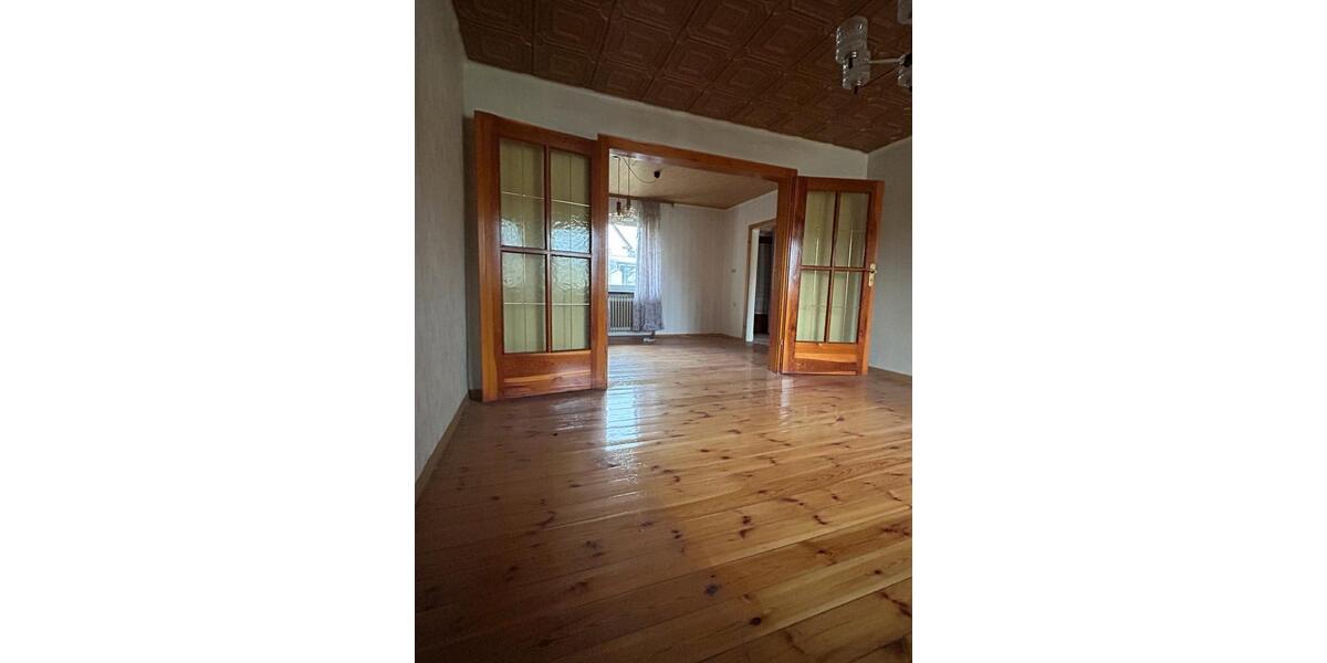 Einfamilienhaus Rammelsbach - 8 Zimmer, 215 m&sup2;, 259.000&euro; | Angebot:26762894