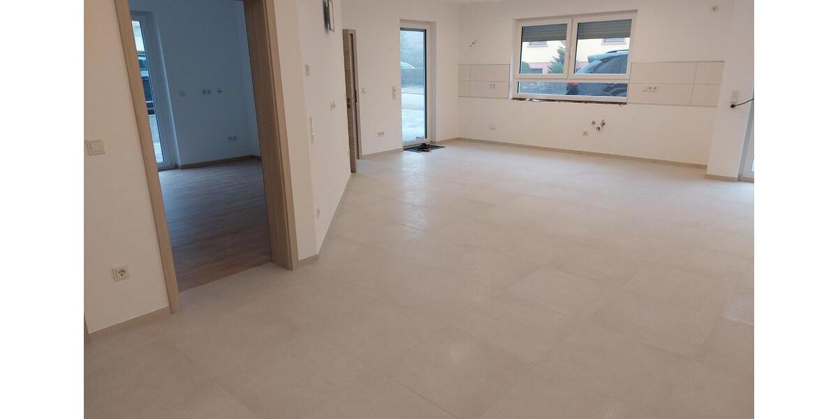 Einfamilienhaus Homburg - 8 Zimmer, 180 m&sup2;, 1.890&euro; | Angebot:26665565