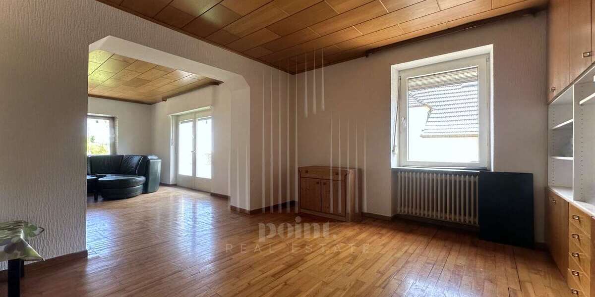 Einfamilienhaus Altenkirchen - 9 Zimmer, 145 m&sup2;, 109.500&euro; | Angebot:21603127