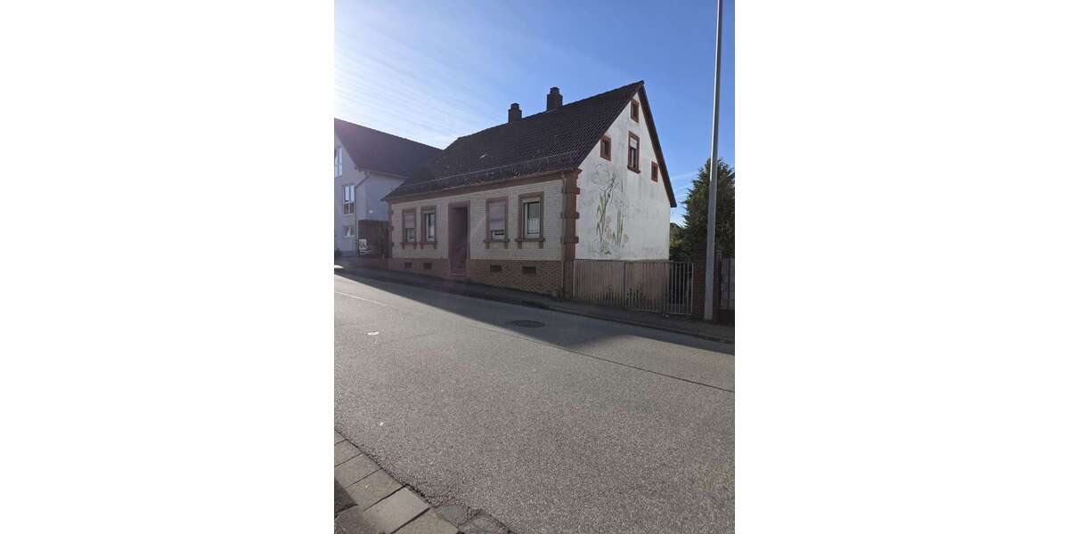 Einfamilienhaus Ramstein-Miesenbach Miesenbach - 6 Zimmer, 115 m&sup2;, 165.000&euro; | Angebot:23368551