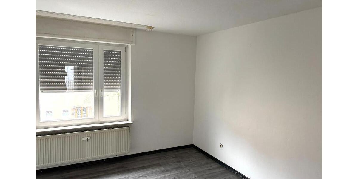 Etagenwohnung Pirmasens - 3 Zimmer, 83 m&sup2;, 500&euro; | Angebot:25937477