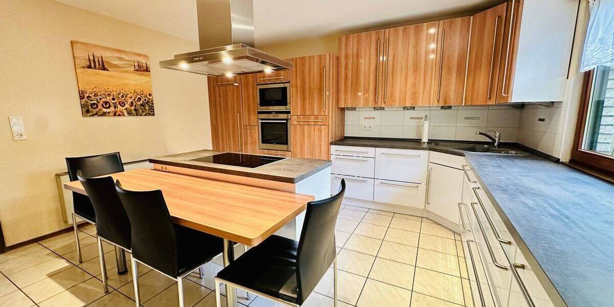 Mehrfamilienhaus, Wohnhaus Illingen - 9 Zimmer, 373 m&sup2;, 459.000&euro; | Angebot:25686397