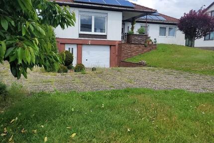 Haus Kirkel - 5.5 Zimmer, 146 m&sup2;, 250.000&euro; | Angebot:27641819
