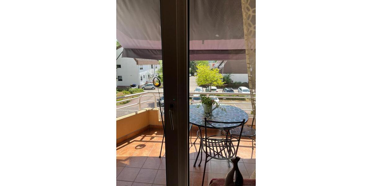 Etagenwohnung Saarbrücken Malstatt - 2.5 Zimmer, 83 m&sup2;, 675&euro; | Angebot:26032047