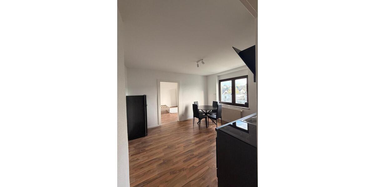 Etagenwohnung Saarbrücken Dudweiler - 3 Zimmer, 90 m&sup2;, 350&euro; | Angebot:25978458