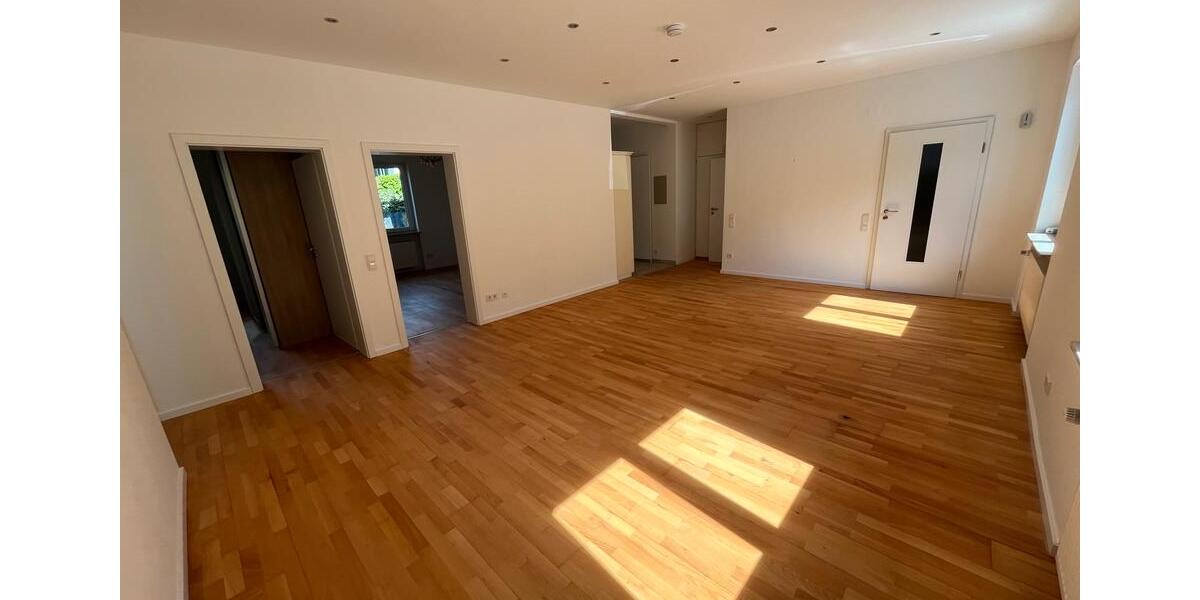 Erdgeschoßwohnung Homburg - 3 Zimmer, 92 m&sup2;, 850&euro; | Angebot:26042099