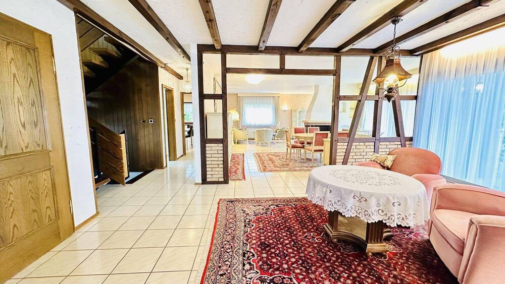 Mehrfamilienhaus, Wohnhaus Illingen - 9 Zimmer, 373 m&sup2;, 459.000&euro; | Angebot:25686397